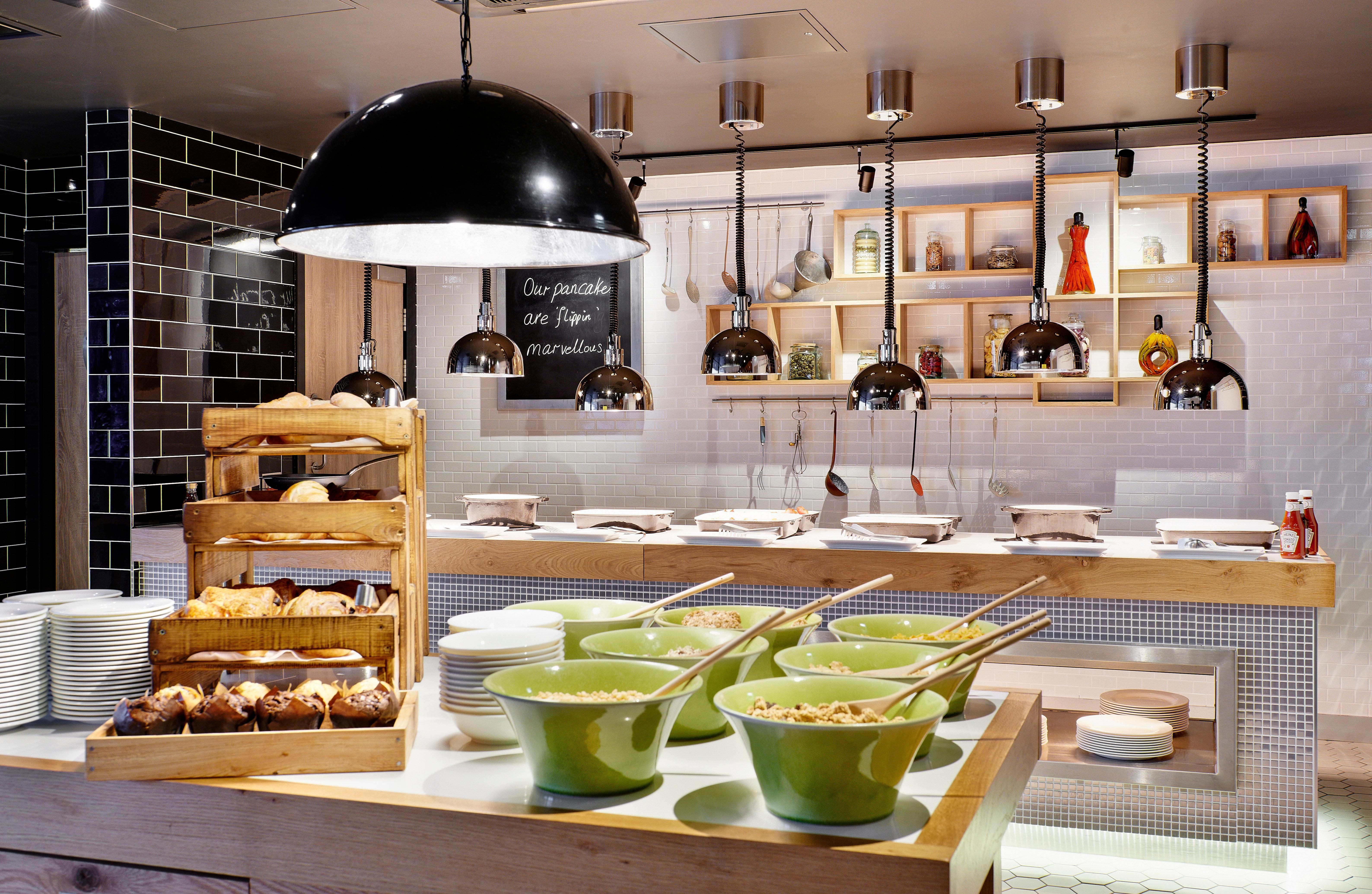 Holiday Inn London Brentford Lock By Ihg
