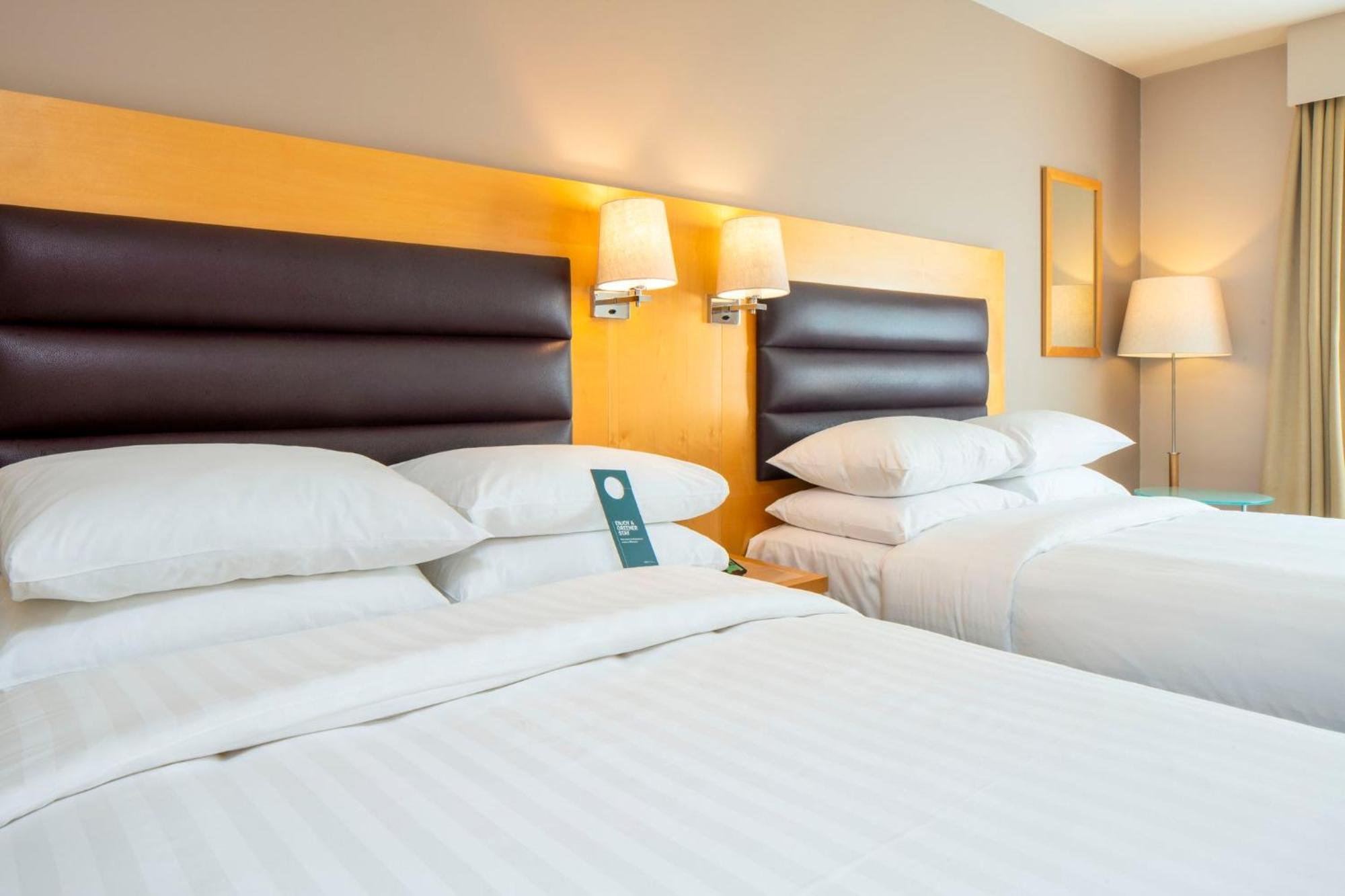 Holiday Inn London Brentford Lock By Ihg Hotel Brentford