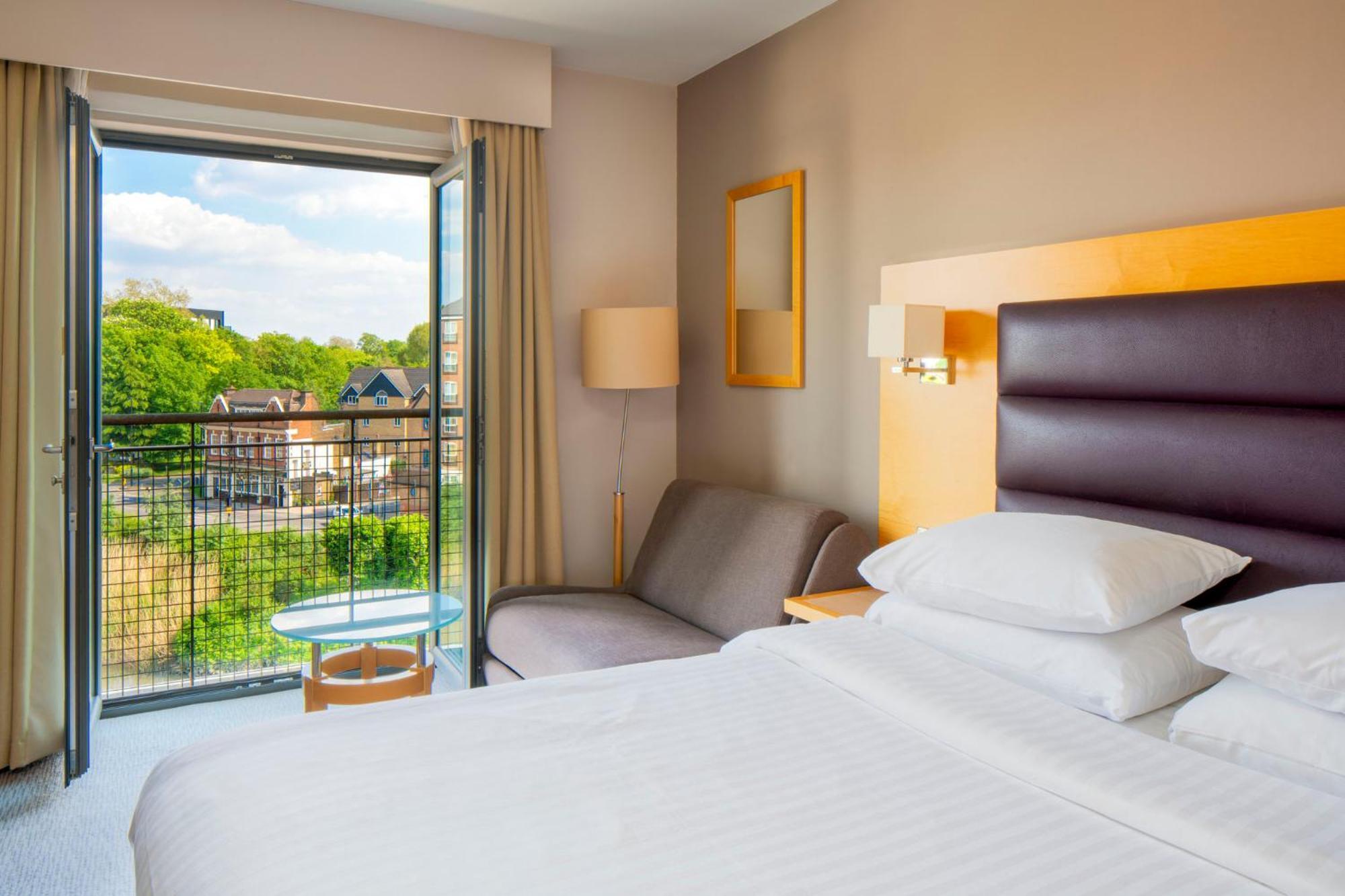 Holiday Inn London Brentford Lock By Ihg Hotel 4*
