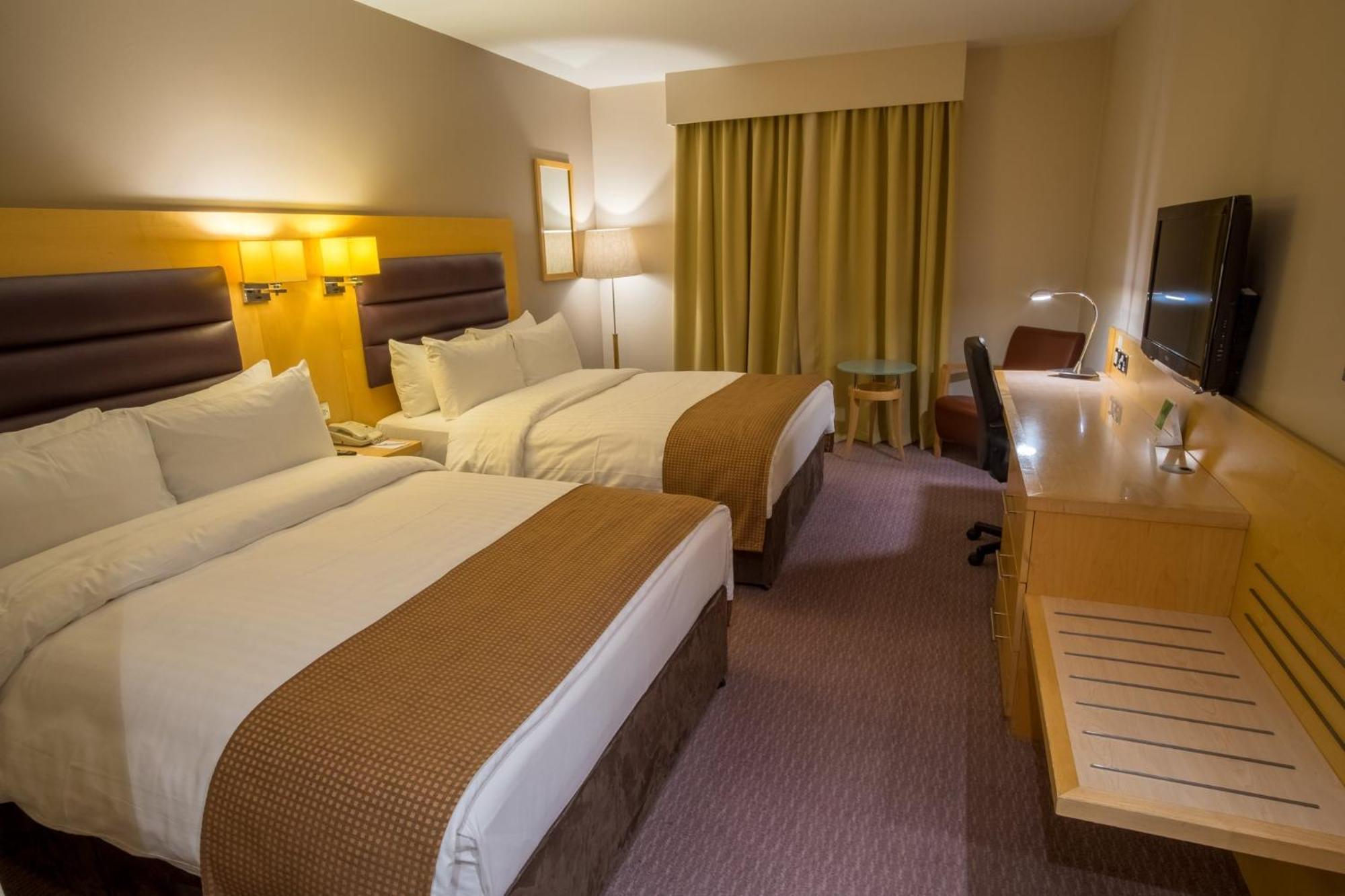 Holiday Inn London Brentford Lock By Ihg 4* Brentford